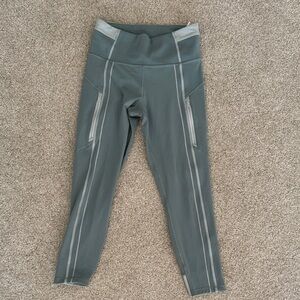 Athleta light green leggings